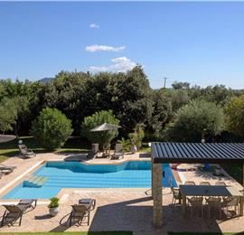 4 bedroom villa with pool, Chalikounas, sleeps 8